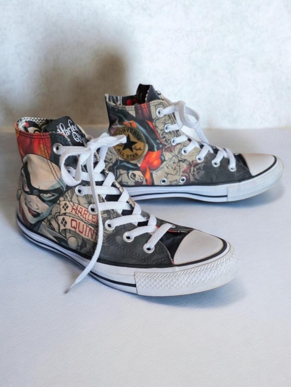 CONVERSE ( 8 / 6 ) W/M HARLEY QUINN FACE Chuck Taylor Hi-Top Rare #155260C